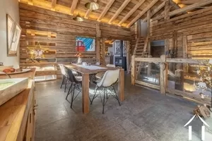 Chalet sur les pistes - rare a la vente  Ref # C6526 