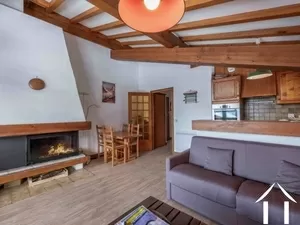 Charmant appartement de type t3 - rochebrune  Ref # C6533 