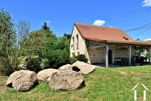 Jolie maison en pierre de 2 chambres sur un grand terrain Ref # JP5345S 