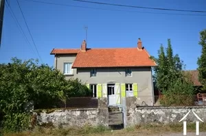 Maison de village de trois chambres Ref # BH5451M 