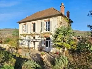 Charmante Maison de Maître avec gite Ref # RT5566P 