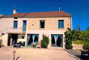 Charmante maison de village près d'Epoisses Ref # RT5597P 