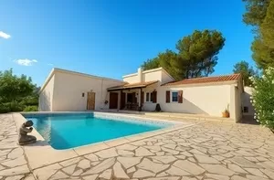 Villa de plain-pied avec piscine, jardin Méditerranéen et vues  Ref # 11-2529 