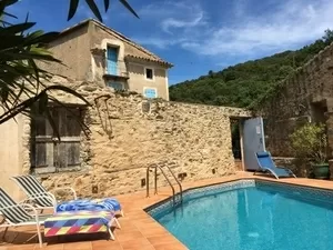 Maison en pierre avec piscine et studio indépendant  Ref # 09-6939 
