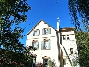 La Joncheraie – Élégante demeure Art Déco au cœur de Noyers-sur-Serein Ref # BH5622H 