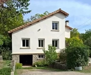 Maison individuelle près du centre  Ref # 18-4312 