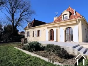 Belle maison avec 5 chambres et possibilité de gîtes Ref # EL5077 