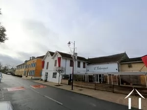 Restaurant au coeur de Madiran. Ref # EL5094 