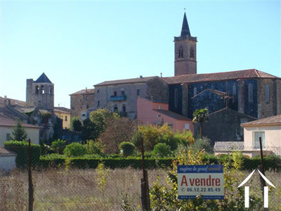 Beau terrain constructible près de Lamaloules les Bains  