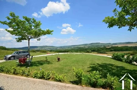 vue magnifique de nolay