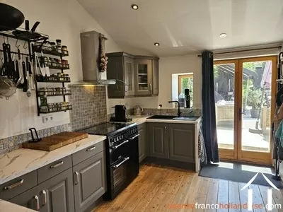 Maison à vendre chalus, auvergne, Li1010 Image - 34