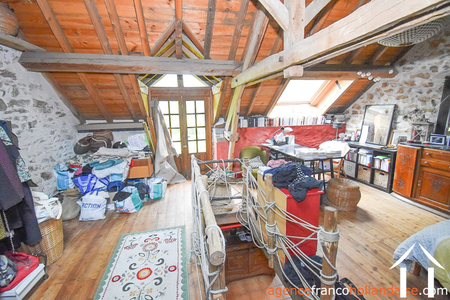 Maison avec gite à vendre chateauneuf la foret, limousin, Li1025 Image - 9