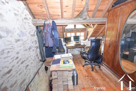 Maison avec gite à vendre chateauneuf la foret, limousin, Li1025 Image - 12