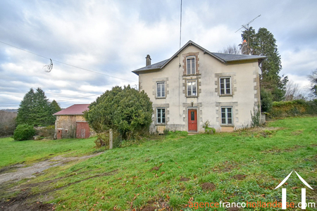 Maison avec gite à vendre neuvic entier, limousin, Li1027 Image - 5