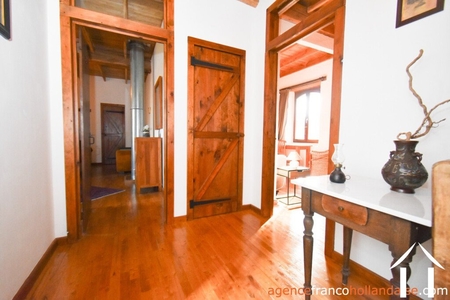 Maison à vendre chateau chervix, limousin, Li1032 Image - 32