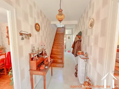 Maison de bourg à vendre chateauneuf la foret, limousin, Li1045 Image - 8