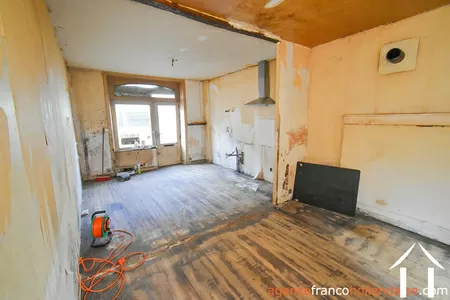 Maison de bourg à vendre chateauneuf la foret, limousin, Li1050 Image - 3