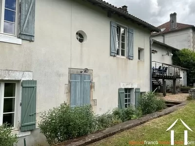 Maison avec gite à vendre rochechouart, limousin, Li1054 Image - 47