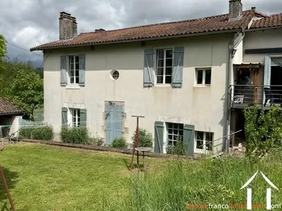 Maison avec gite à vendre rochechouart, limousin, Li1054 Image - 20