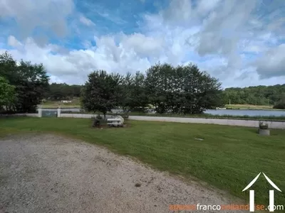 Maison avec gite à vendre rochechouart, limousin, Li1054 Image - 36