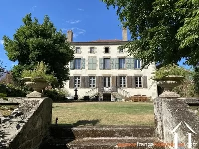 Maison à vendre oradour sur vayres, limousin, Li1057 Image - 1