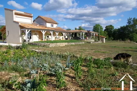 Maison avec gite à vendre brouchaud, aquitaine, Li1068 Image - 49