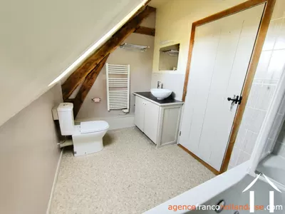Maison avec gite à vendre lubersac, limousin, Li1070 Image - 36