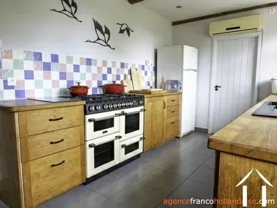 Maison avec gite à vendre lubersac, limousin, Li1070 Image - 10