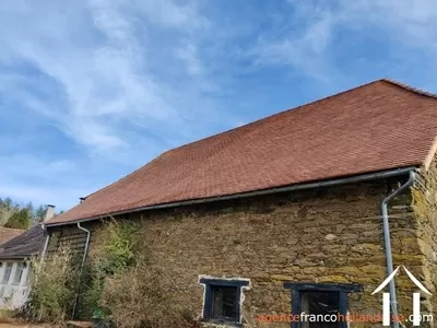 Maison avec gite à vendre lubersac, limousin, Li1070 Image - 32