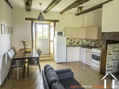 Maison avec gite à vendre lubersac, limousin, Li1070 Image - 50