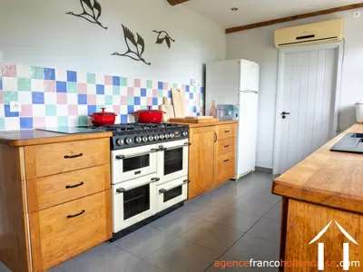 Maison avec gite à vendre lubersac, limousin, Li1070 Image - 23