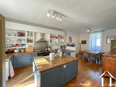 Maison de bourg à vendre , Li1081 Image - 4