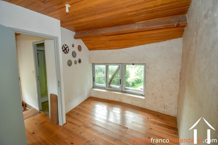 Maison avec gite à vendre neuvic entier, limousin, Li849 Image - 10
