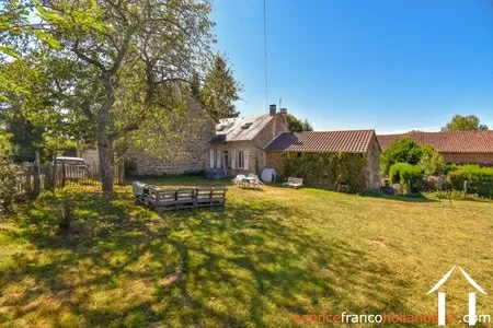 Maison avec gite à vendre neuvic entier, limousin, Li849 Image - 36