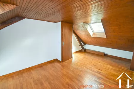 Maison avec gite à vendre neuvic entier, limousin, Li849 Image - 33