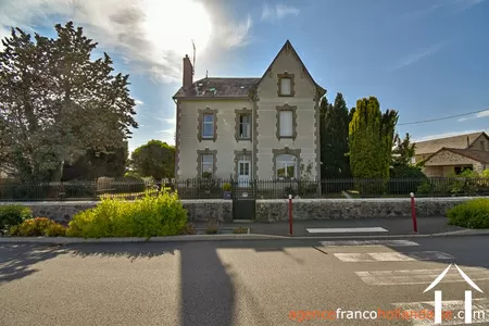Maison de bourg à vendre chamborand, limousin, Li860 Image - 1