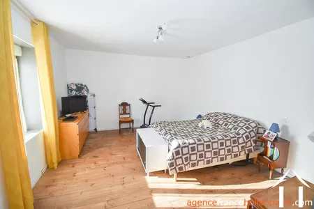 Maison de bourg à vendre la porcherie, limousin, Li966 Image - 12