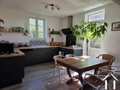 Ferme équestre à vendre maillet, auvergne, AP030071080 Image - 3