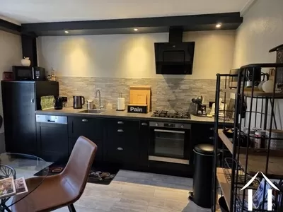 Maison de bourg à vendre creuzier le vieux, auvergne, AP030071119 Image - 8