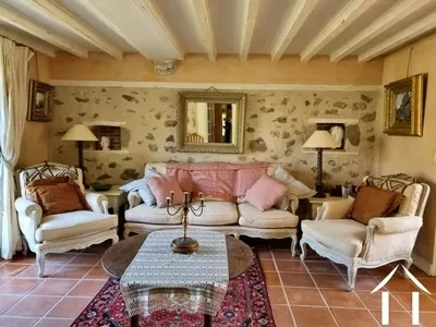 Maison à vendre louroux de beaune, auvergne, AP030071138 Image - 5