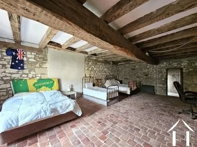 Maison de bourg à vendre couleuvre, auvergne, AP030071170 Image - 7