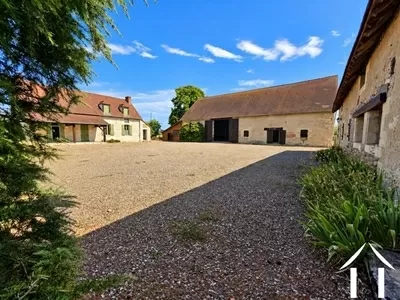 Propriété 1 hectare ++ à vendre sanssat, auvergne, AP030071199 Image - 1