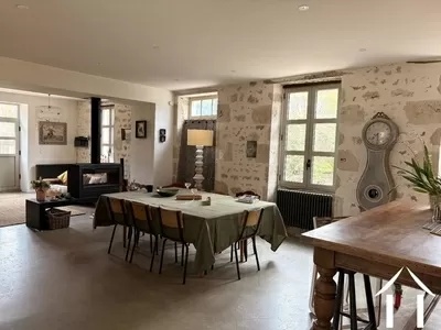 Maison de maître à vendre st germain de salles, auvergne, AP03007996 Image - 3