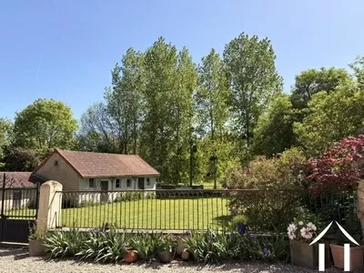 Maison de maître à vendre st germain de salles, auvergne, AP03007996 Image - 9