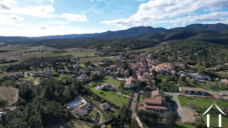 Joli Terrain à bâtir, avec possibilité de division, sur lieu privilégié près de Saint Chinian. Ref # EG11-2554 