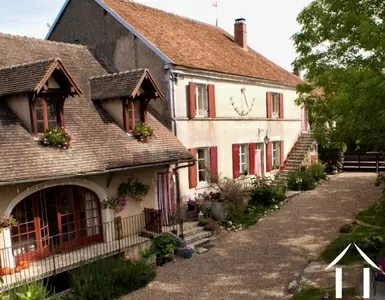 Maison avec gite à vendre bouhy, bourgogne, LB5078N Image - 1