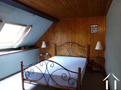 Chambre à coucher 1