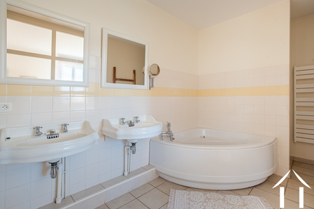 Manoir à vendre macon, bourgogne, JP5262S Image - 16