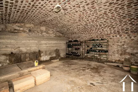 <en>Cave</en>