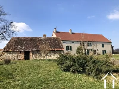 maison avec grange à coté